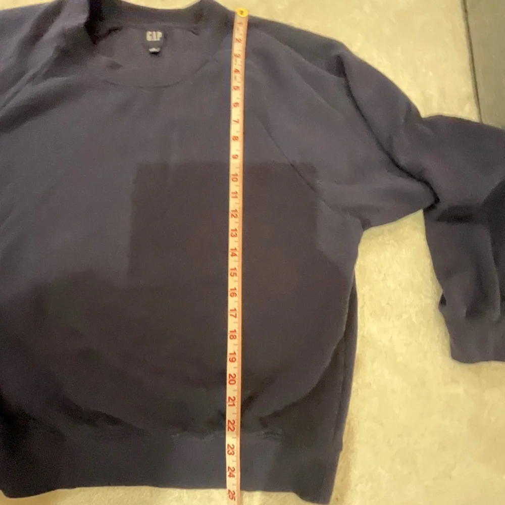 GAP Women’s Navy Sweatshirt - Picture 7 of 7